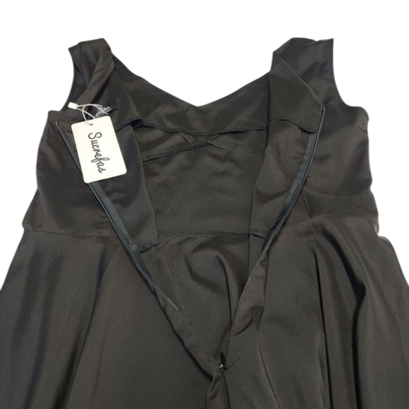 Sucrefas Women's Black Fit & Flare V-Neck Sleeveless Dress Size M NWT - Picture 6 of 8